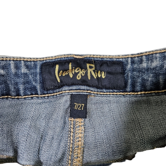 Indigo Rein Cutoff Distressed Jean Shorts, 7/27 - Picture 7 of 12